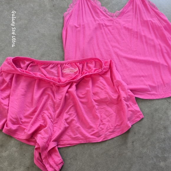 Victoria's Secret Pink Satin Pajama Set - Picture 9 of 13